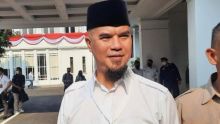 Anggota DPR Ahmad Dhani. Sumber: tribunnews.com