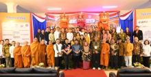 Bupati Kasmarni Ajak Umat Buddha Untuk Perkuat Perdamaian, Toleransi dan Spiritualitas