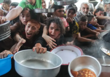 Pada hari Selasa (27 Mei), ribuan warga Palestina bergegas menerima pusat distribusi bantuan Yayasan Kemanusiaan Gaza (GHF) di Rafah di Gaza selatan /net