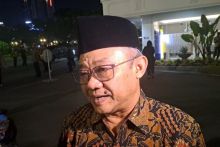 Tafsir Mendikdasmen soal Putusan MK: SD-SMP Swasta Masih Boleh Pungut Biaya. 