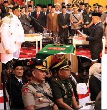 Babak Baru Negeri Istana: Kapolres Siak Hadiri Pelantikan Bupati dan Wakil Bupati, Tekankan Stabilitas untuk Pembangunan