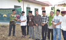 Pemkab Bengkalis Serahkan Sapi Kurban Dari Presiden Prabowo Subianto