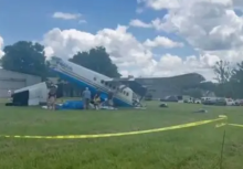 Beberapa orang terluka saat pesawat berpenumpang 20 orang jatuh di Tennessee /AFP