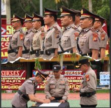 Kapolres Siak Pimpin Sertijab 5 Pejabat Strategis, Tegaskan Semangat Baru untuk Pelayanan dan Keamanan