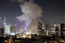 Asap mengepul setelah serangan rudal /ANI