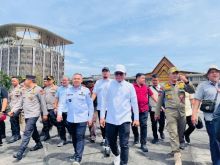 Warga Desa Taro Gelar Aksi Damai Tolak Relokasi dari Kawasan TNTN, Gubernur Riau Temui Massa dan Janjikan Solusi. 
