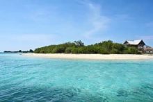 Pulau Panjang dijual online. Sumber: Internet