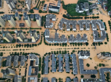 Bangunan dan jalan setengah terendam air banjir di provinsi Guizhou, China /net