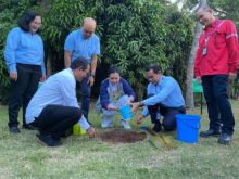 Kunjungi RAPP, Wamen PPPA Apresiasi Komitmen APRIL Group terhadap Pemberdayaan Perempuan, Anak, dan Inovasi Teknologi