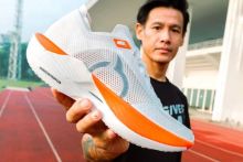 Sepatu olahraga Indonesia