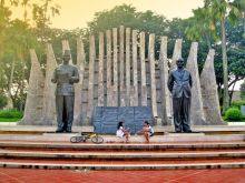 Jelang 17 Agustus Pemerintah Bakal Gelar Doa Kebangsaan di Tugu Proklamasi. (Screenshot Wikipedia)