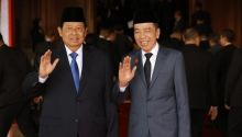 Jokowi Post Moment Akrab Bareng SBY-Try Sutrisno saat Hadiri Sidang Tahunan MPR. 