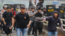 351 Orang Diamankan Saat Demo Ricuh di DPR, 196 Anak Dipulangkan. (Tangkapan Layar/voi.id)
