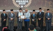 Dukung Gerakan Zakat Indonesia, Bupati Siak Terima Anugrah dari BAZNAS RI