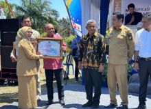 PT RAPP Terima Penghargaan Bapak Asuh Stunting dari Pemkab Kampar