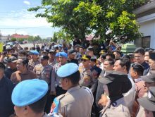 Aksi Unras Geram di Depan Kantor DPRD Bengkalis Tuntut Ini