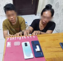 Satresnarkoba Polres Siak Ringkus Dua Wanita Pengedar Shabu dan Ekstasi di Perawang Barat