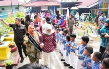 Bupati Kasmarni : Sukseskan Wajib Belajar 13 Tahun