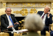 Perdana Menteri Benjamin Netanyahu dan Presiden Donald J. Trump di Ruang Oval pada hari Senin/ Courtesy Gedung Putih
