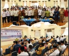 Wabup Syamsurizal Buka Pembinaan Khatib dan Dai: Sinergi Ulama dan Pemerintah Kunci Kebaikan Negeri