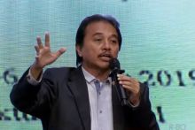 Roy Suryo Sentil Gibran soal Ijazah: Legalitasnya Harus Jelas, Bukan Sekadar Gelar. (X/Foto)