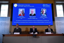 Jadi Fondasi Semua Teknologi Digital, Hadiah Nobel Fisika Diberikan Kepada Trio Penemu Mekanika Kuantum Ini