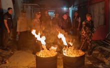 Razia Disetiap Blok Kamar Hunian, Barang Terlarang Dimusnahkan