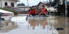 Banjir Medan Rendam 5 Kecamatan, 1.400 Rumah Terdampak. 