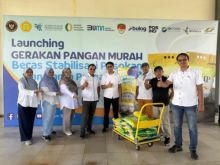 PTPN IV Regional III Bantu Kendalikan Inflasi dengan Menyalurkan 32 Ton Beras Murah