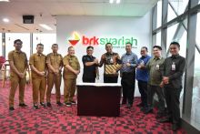 Bupati Kepulauan Meranti, H Asmar tandatangani kerja sama dengan BRK Syariah