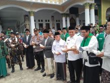 Kapolsek Kerinci Kanan Hadiri Upacara Hari Santri Nasional di Ponpes Darul Mutaqqin: Santri adalah Benteng Moral Bangsa