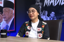 Okky Madasari seorang sastrawan dan sosiolog Indonesia yang dikenal karena penggambaran kondisi sosial dan politik di Indonesia. (Screenshot @forumikeadilantv)