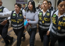 Mantan Perdana Menteri Betssy Chavez/ AFP