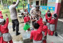 Polsek Tualang dan TK Islam Hagsa Tanamkan Cinta Lingkungan Lewat Program Green Policing