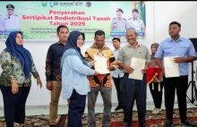 Perdana di Riau, Lahan dan Kebun Sawit Rakyat Resmi Dilepaskan dari Kawasan Hutan