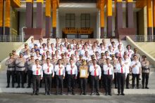 Dinilai Berprestasi Memberantas Narkoba, Satnarkoba Polres Bengkalis Terima Penghargaan