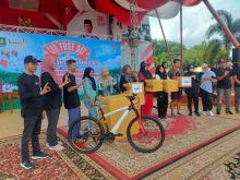 Ratusan Warga Bengkalis Antusias Ikuti Jalan Santai CFD HUT ke-24 PT BLJ (Perseroda)