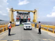 Hari ke-7 Operasi Lilin 2025, Polres Siak Perketat Pengamanan di Pelabuhan Tanjung Buton