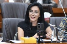 Anggota DPR RI Fraksi PDIP, Rieke Diah Pitaloka. Sumber: kompas.com